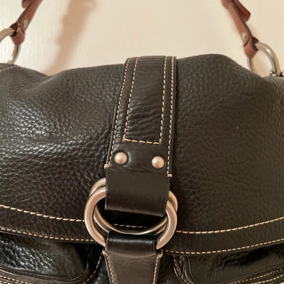 Coach Chelsea Black Pebbled Leather Shoulder Bag (F10893) - Picture 5 of 13